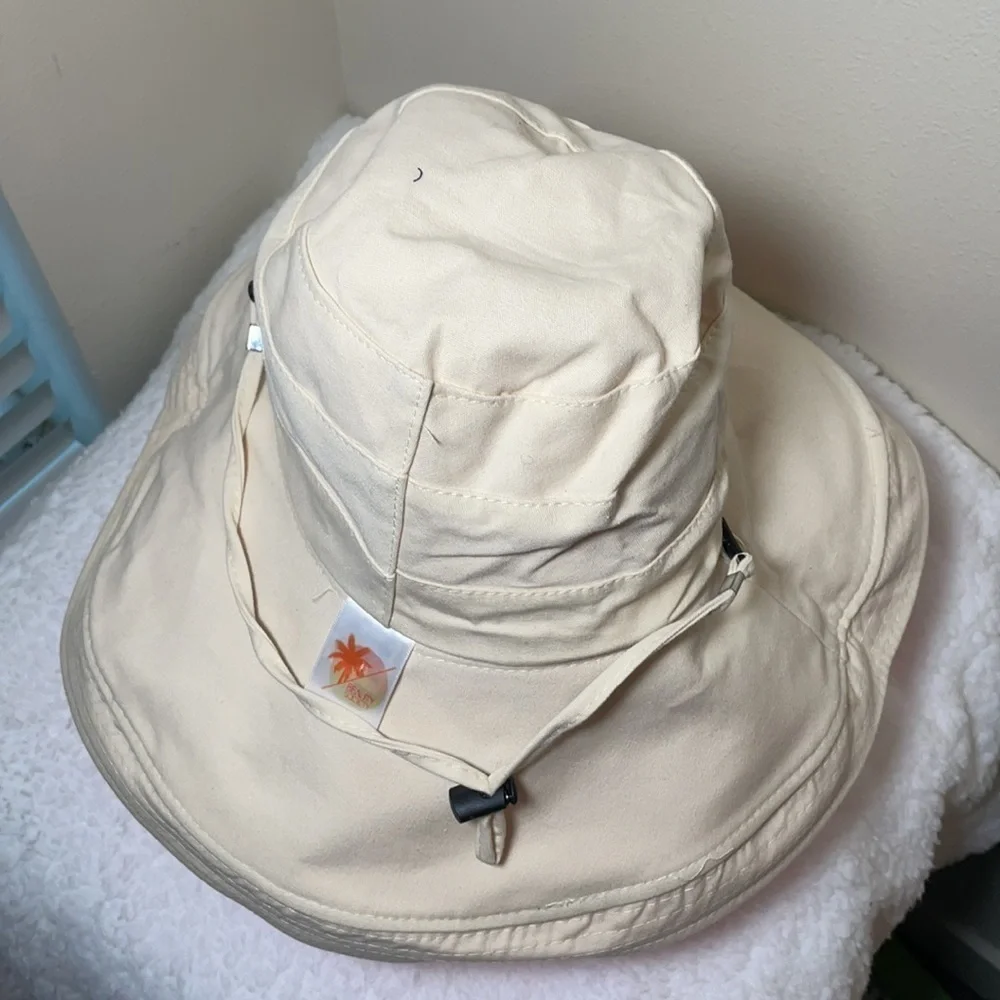 REALITY Society Reversible Canvas Big Brim Hat
